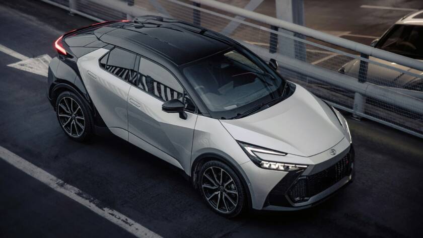 Toyota gris